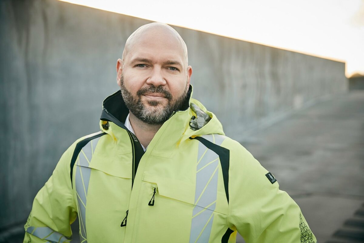 - Det begynder at ligne chikane fra naboens side, at vedkommende fortsat finder anledning til at klage uden noget objektivt grundlag, og når alle krav er overholdt, siger direktør i Kudsk & Dahl, Casper Mathiasen, der frygter for sine medarbejderes jobs.