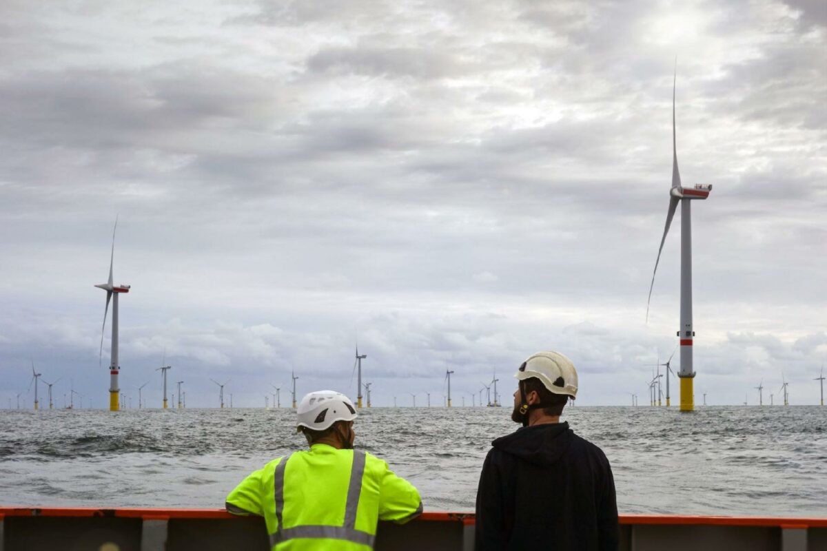 Snart vil det folkerige land sætte gang i sit første havvindsudbud på 4GW, og det er startskuddet til at realisere ambitionerne om massiv havvindsudbygning ud for de indiske kyster. Foto: Gettyimages.