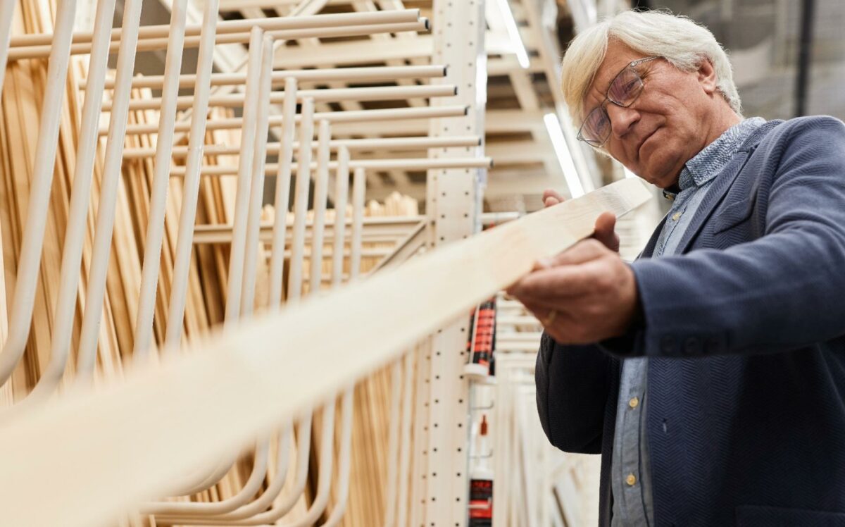 Det er særligt de mere erfarne boligejere, der bruger penge på bæredygtige materialer til hus og hjem. Det er også dem, der har tiden til at undersøge mulighederne grundigt. Foto: Getty Images