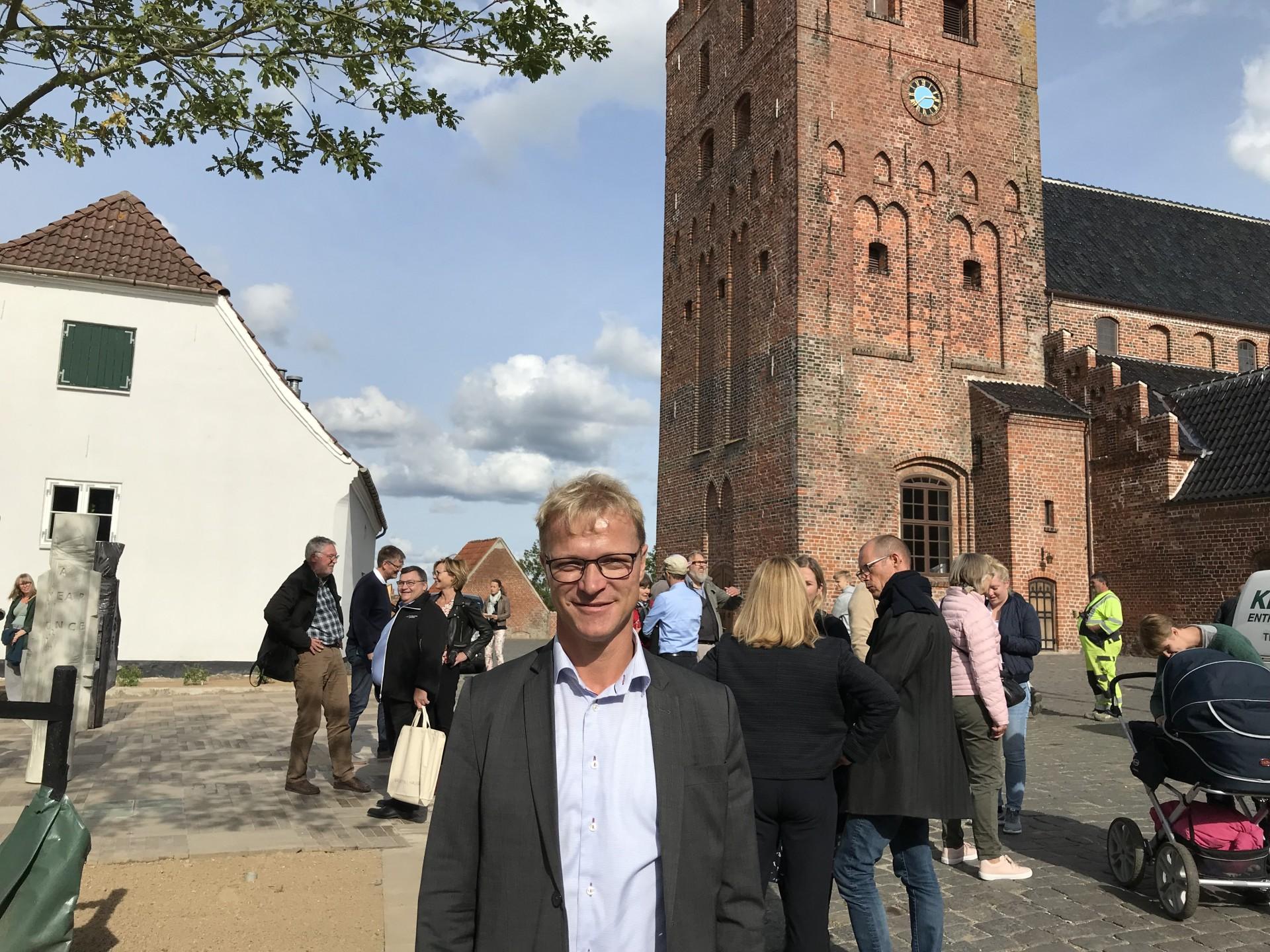 Borgmester Johannes Frydlund har været med fra projektets begyndelse. Syv år senere kan han se tilbage på en klimatilpasning, der har fået stor opmærksomhed udenbys. Mere end 70 delegationer besøgt KlimaByen. Foto: Hans-Henrik Lærke. 