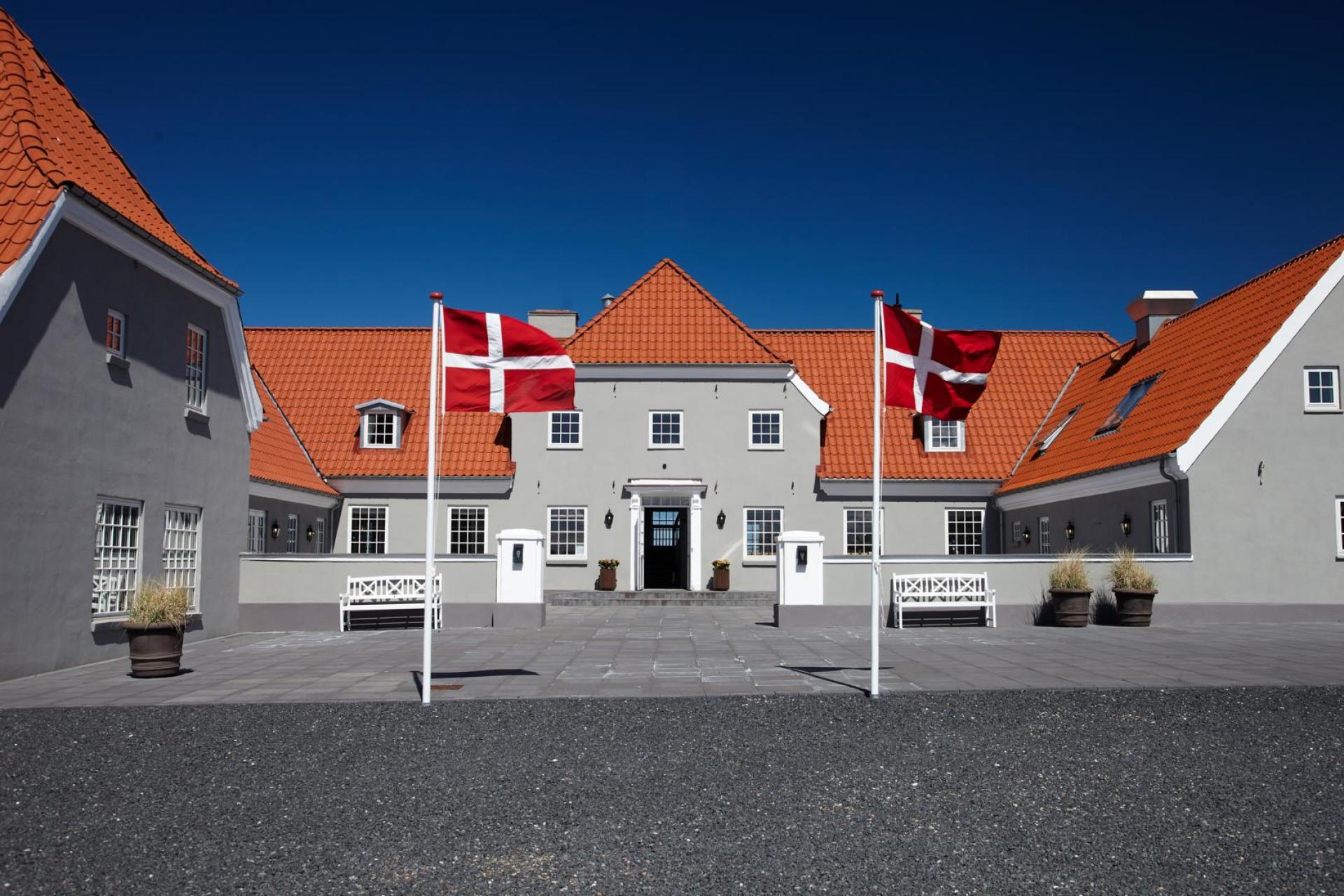 Projektet på Hotel Nor omfattede blandt andet 100 vinduer og døre i gammel stil. Pressefoto.