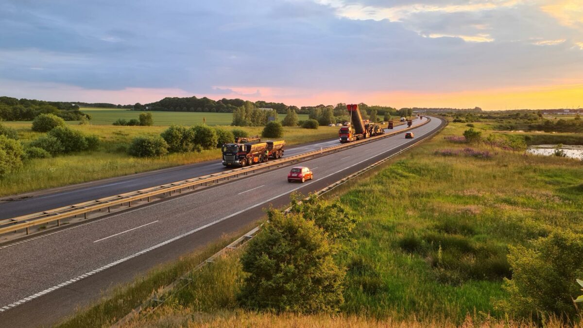 Sommeren er særdeles velegnet til asfaltarbejde. Foto: NCC.