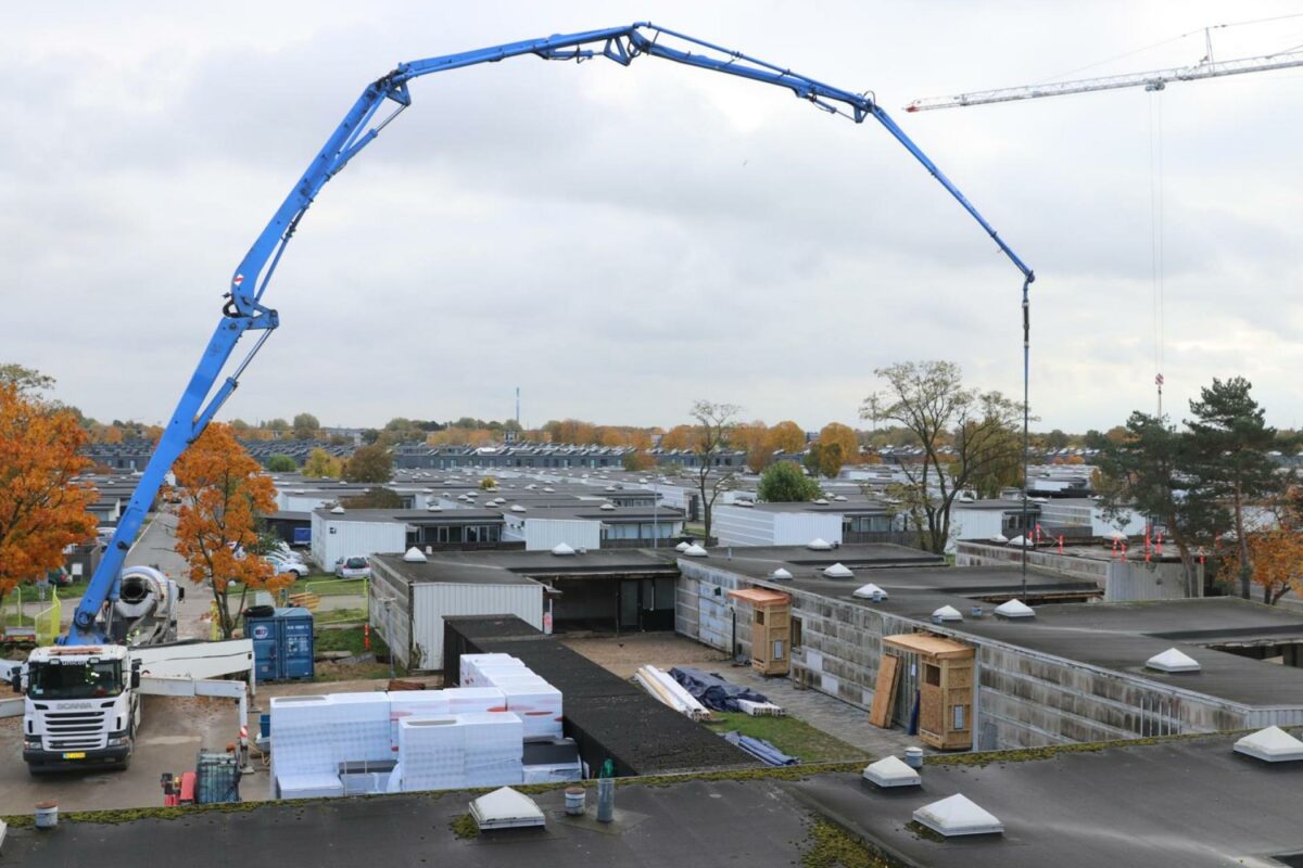 I alt 503 boliger renoveres. Nogle af de største ændres og deles i to, så projektet ender ud med 527 boliger. Foto: Torben Jastram.