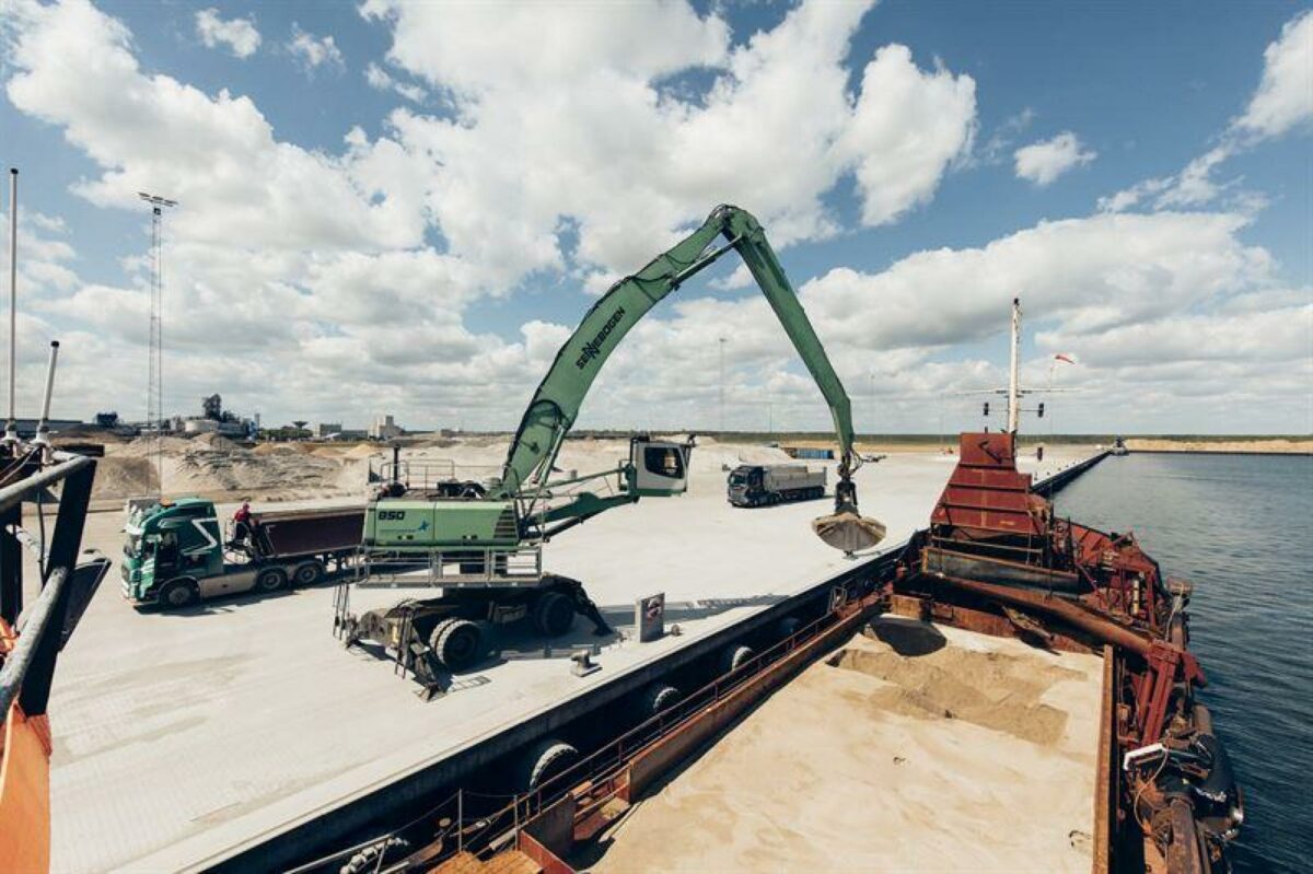 Fra søpladsen i Køge kan NCC forsyne hovedstadområdet med råstoffer til de kommende års byggeri. Foto: Jonathan Grevsen.