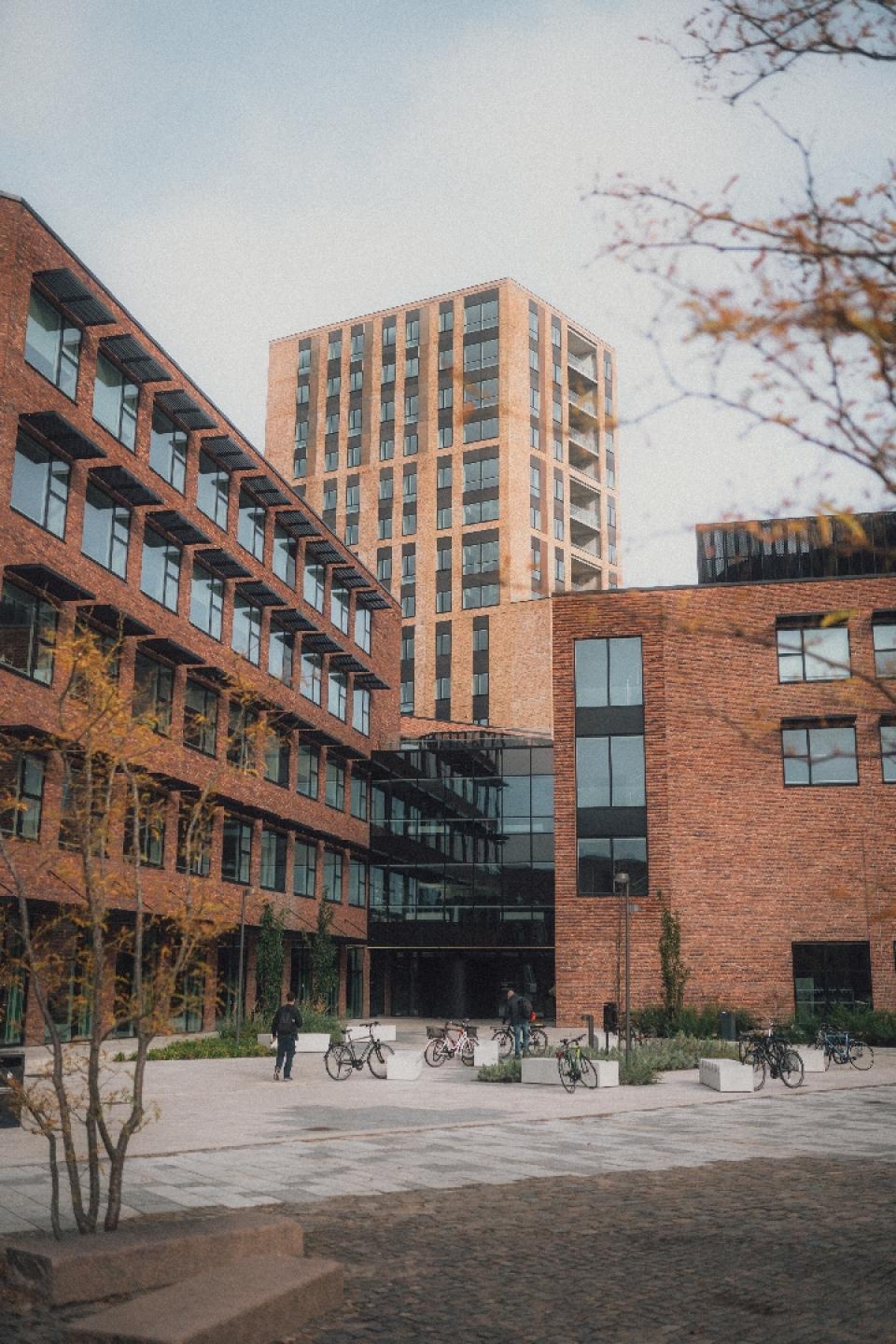 VIA University Colleges nye campus i Horsens, der huser Construction Center Denmark, og det er ambitionen at kombinere faglig viden og talent fra VIA University College med praktisk erfaring.