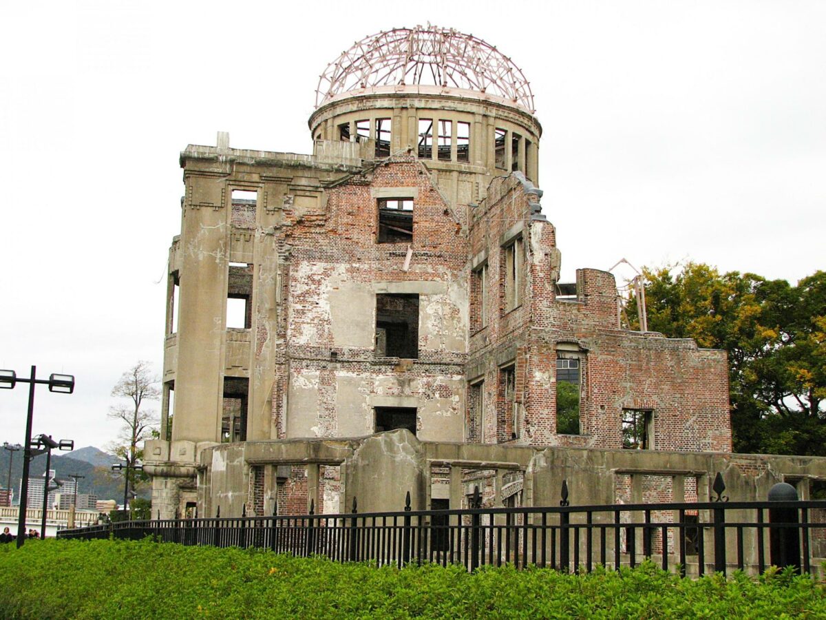 Genbaku atomkuplen i Hiroshima er af Unesco kategoriseret som et verdens-mindesmærke. Det betyder, det i al evighed ikke må ændre udseende. Foto: Wikipedia.