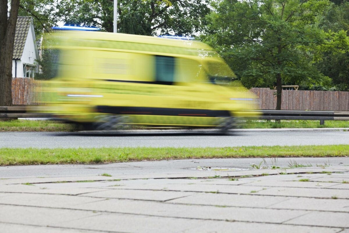 En 37-årig fynsk bygningsarbejder er lagt i kunstigt koma efter en arbejdsulykke på havnen i Aarhus. Foto: Colourbox.