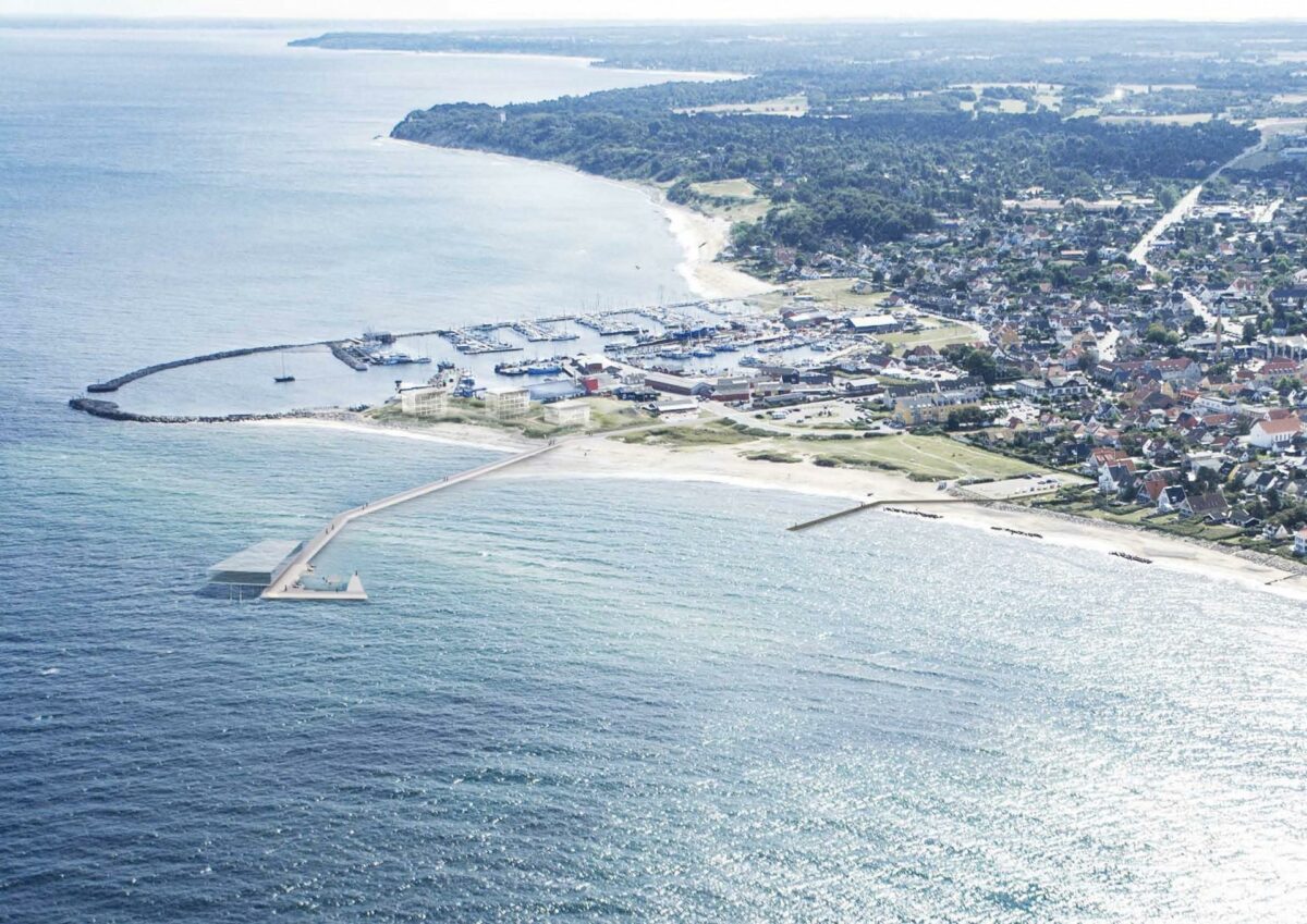 New Nordic Coast i Gilleleje er et af de ti projekter, der i oktober fik grønt lys til opførelse. Arkitektforeningen mener, at man skal evaluere de ti projekter, inden der sættes gang i de 15 nye byggerier, som regeringen bebudede i samme ombæring. Illustration: White.