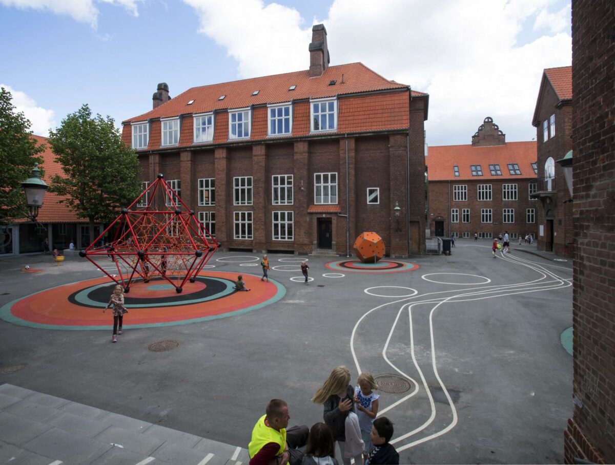 Vigerslev Allé Skole er gennem renovering blevet en skole i bevægelse. Foto: Carsten Ingemann/Renover Prisen.