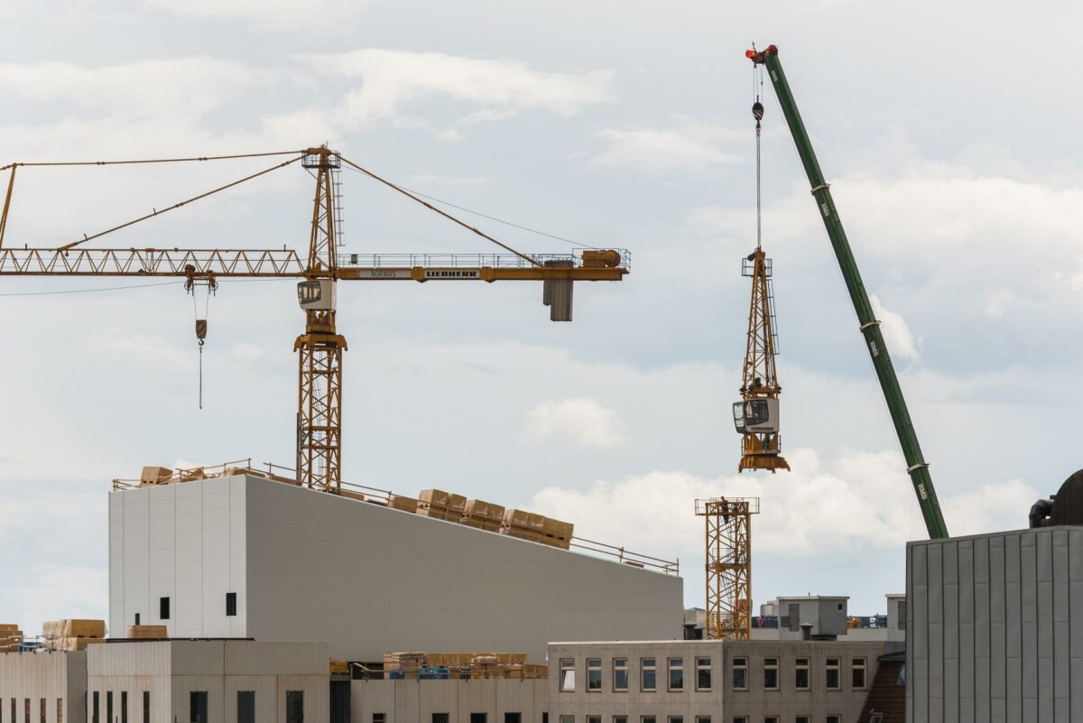 Hvis investorer i ejendomme ikke kan forvente et rimeligt afkast, bygges der mindre. Foto: Colourbox.