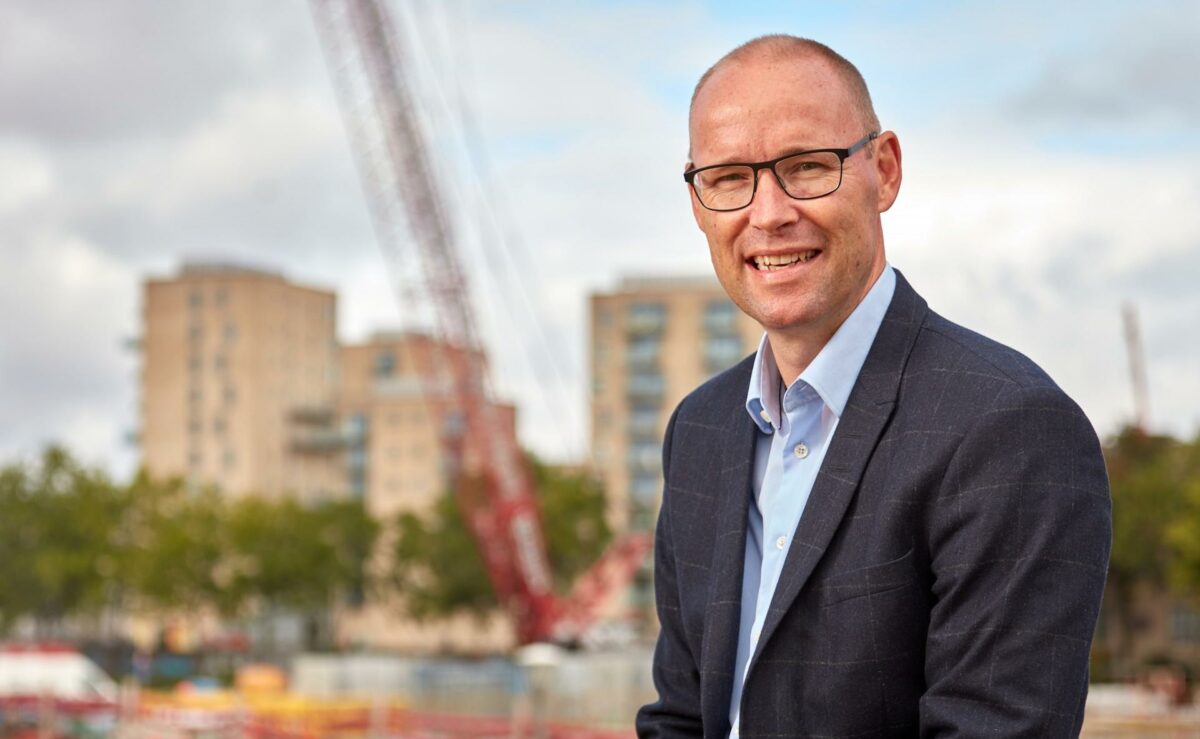 Hans Anker Nielsen, adm. direktør i LM Byg, vil vækste 20 procent om året ved at hente flere markedsandele inden for råhus- og hovedentrepriser. Pressefoto.