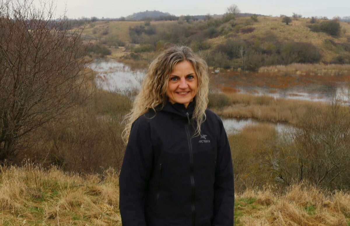 Signe Ulfeldt Hede har tidligere været ansat som geolog i Grønland i 13 år og i Region Sjællands råstofsteam. Hun ser et stort behov for flere graveområder.