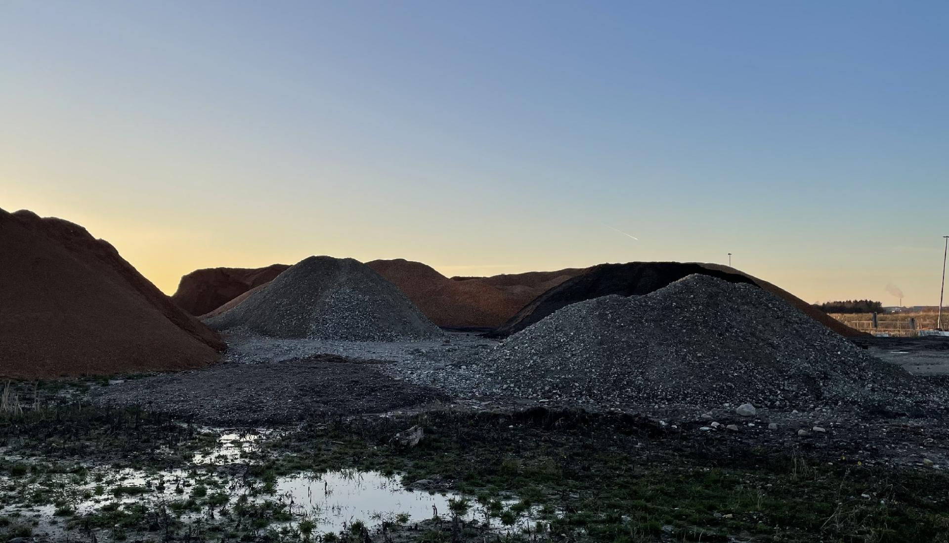 Foto: Nymølle Stenindustrier leverer bl.a. grus til byggeriet af de nye supersygehuset i Hillerød (billedet), Hovedstadens Letbane og Femern Bælt-forbindelsen. Foto: Louise S. Strøbech