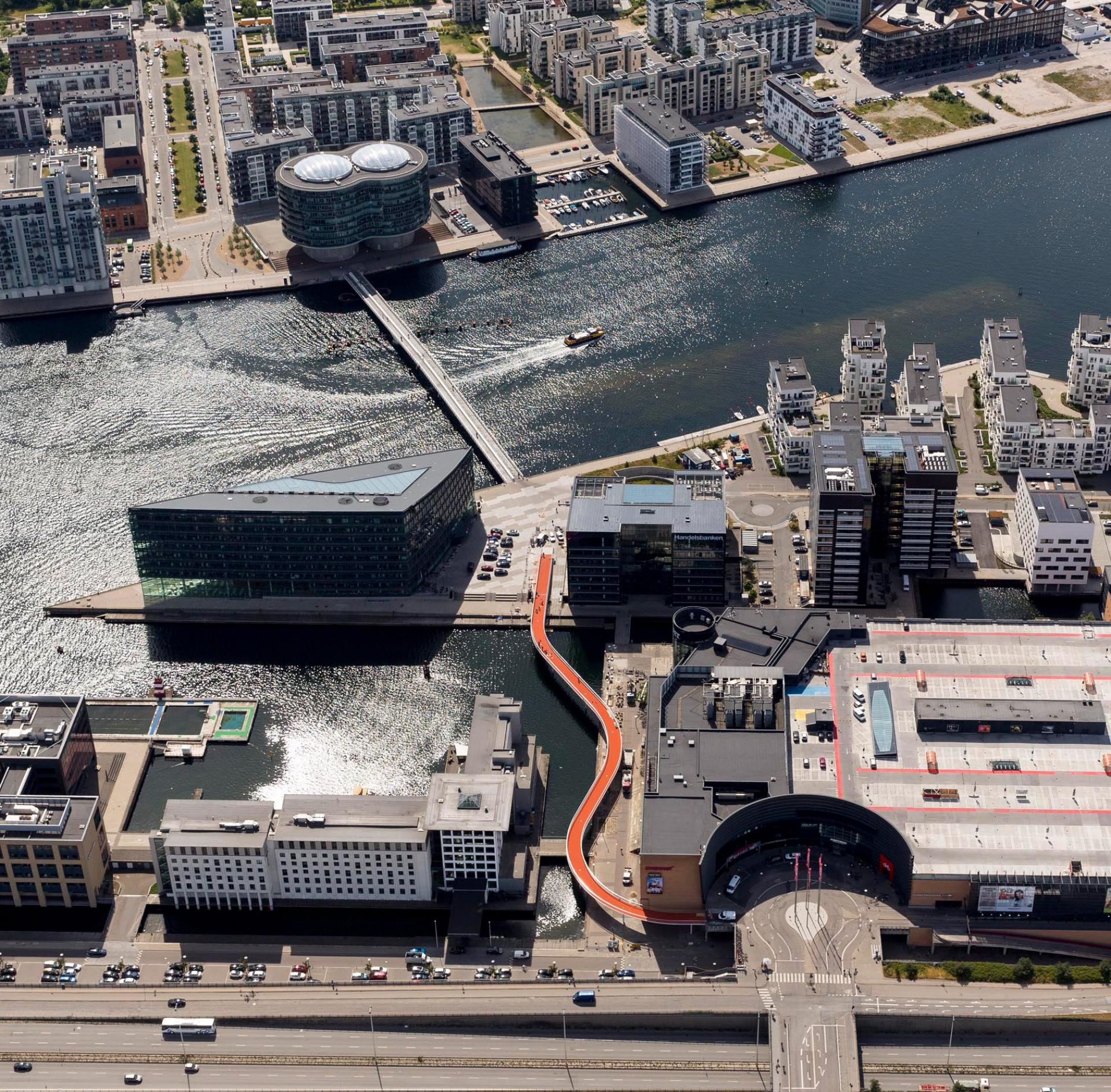 Cykelslangen strækker sig 235 meter fra Kalvebod Brygge til Havneholmen. Foto: Ole Malling.